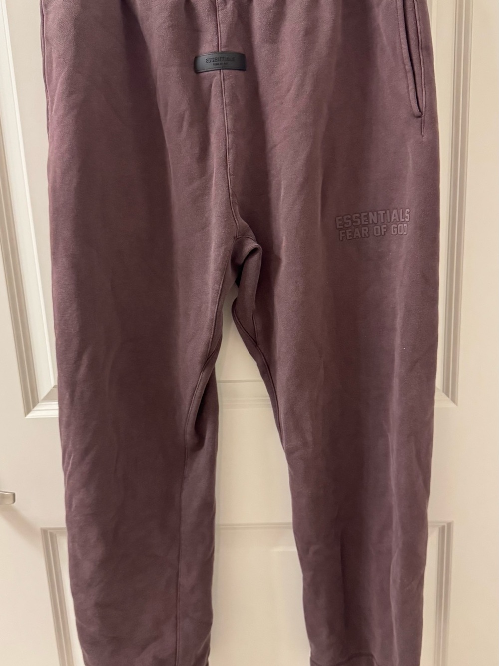 Fear of God Essentials Relaxed Sweatpants Plum Brown Sz L No Drawstring Cozy Fit